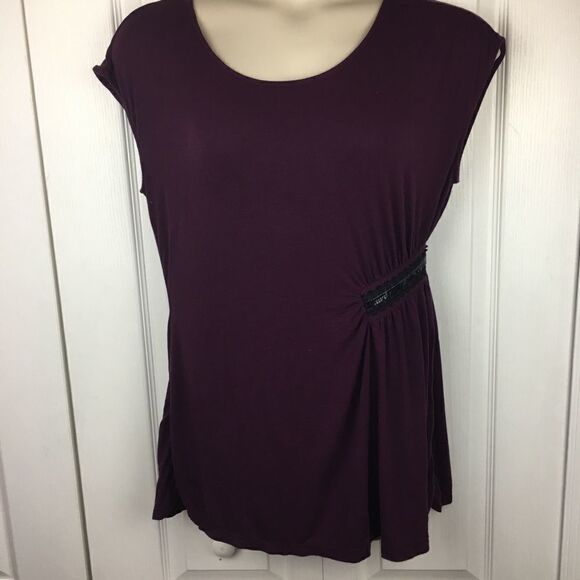 Daisy Fuentes Cap Sleeve Top - Picture 1 of 4